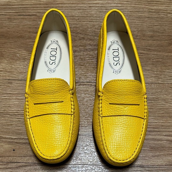 TODS Leather Penny Driving Moccasin - Picture 2 of 16